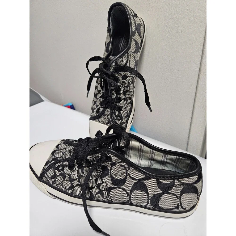 Women COACH BARRETT SIZE 7 B Gray Black Canvas & Patent Leather Sneakers Shoes - Picture 2 of 5